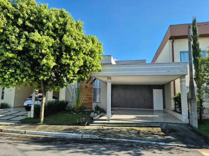 VENDO/ALUGO MARAVILHOSA CASA RESIDENCIAL NO CONDOMÍNIO JARDIM OÁSIS!