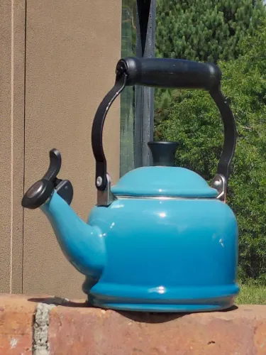 Chaleira Le Creuset original - Design