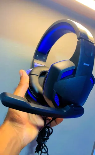Headset gamer com microfone