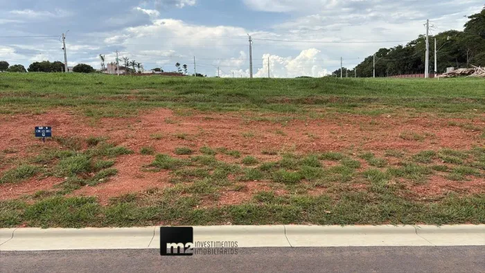 Lote Residencial 360m² no Jardins Amsterdã GO
