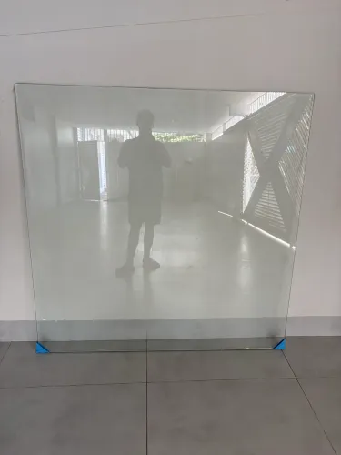 Vidro de mesa 1x 1