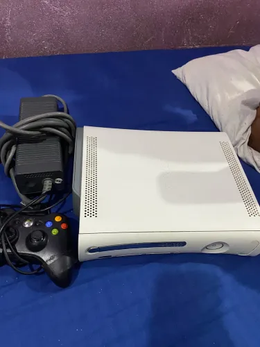 Vendo ou troco Xbox 360