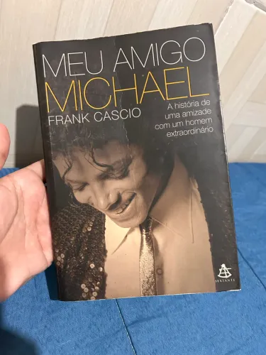 Lote Colecionador Michael Jackson: 2 Livros + 2 Pôsteres Vintage