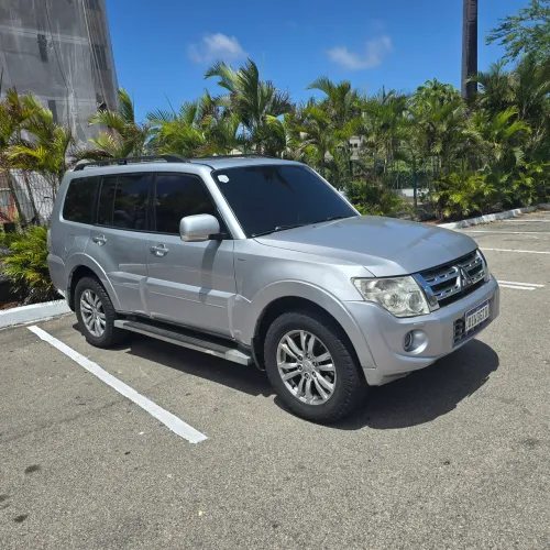 Mitsubishi Pajero HPE Full 3.2 4X4 T.i.dies. 5P AUT 2012