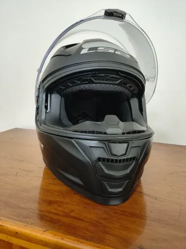 Capacete LS2 Vector II