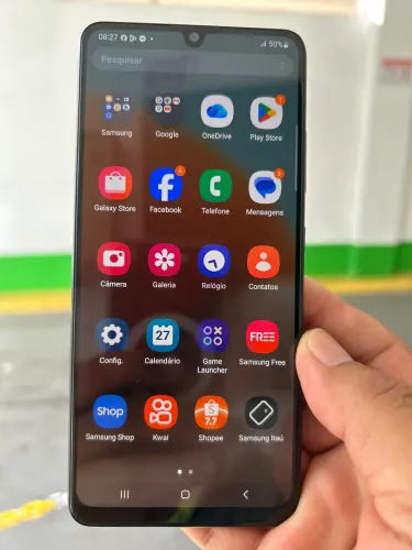 Vendo Celular A32em bom estado de conservação
