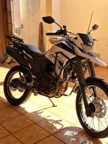 Lander zerada de viagem