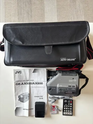 Filmadora manual digital antiga da JVC