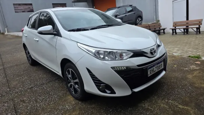 Toyota Yaris XS Connect 1.5 Flex 16V 5P AUT 2022