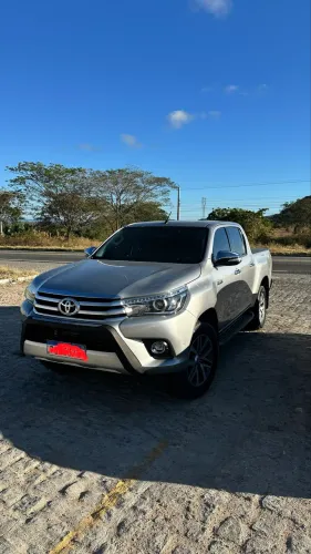 Toyota Hilux CD SRX 4X4 2.8 TDI 16V Diesel Aut. 2018