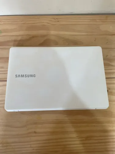 Notebook Samsung Intel i5 GeForce 2GB DDR4 8GB SSD 256GB Tela 15