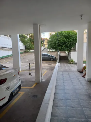 vendo apt.2 quartos no meier, vista indevassavel, oportunidade fim de inventario .tudo ok.