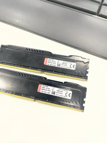 Memoria RAM 2x8GB Hyper X Fury (Kingston) DDR4- 2409 MHZ CL15