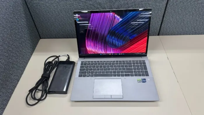 Notebook HP zBook Fury 16 G10 Core i9 32Gb 2tb RTX Tela 4K Touch leitor digital - TOP