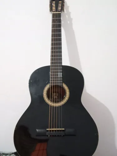 Vendo violão ACCORD muito bom