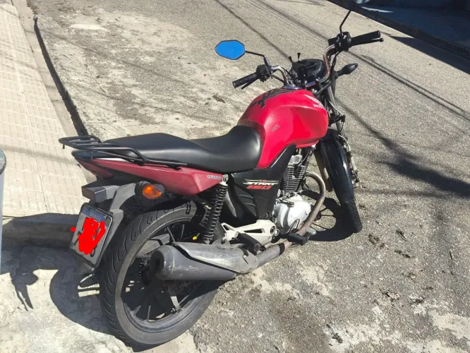 Vendo cg start 150 2015 10,000