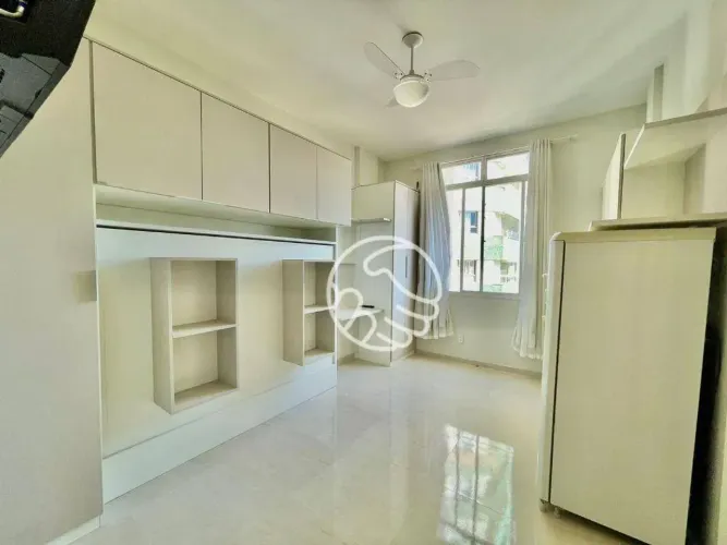 Apartamento com 1 dormitório para alugar, 25 m² - Centro - Guarapari/ES