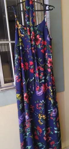 Vestido de alça longo estampado tamanho M/G