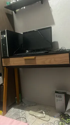 Mesa para computador /notebook de madeira para trabalho home office ou gamer