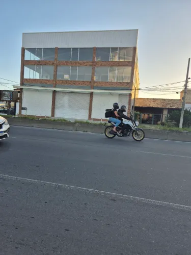 Lojao com 1800 m2 acessórios rampa PROXIMO A HAVAN