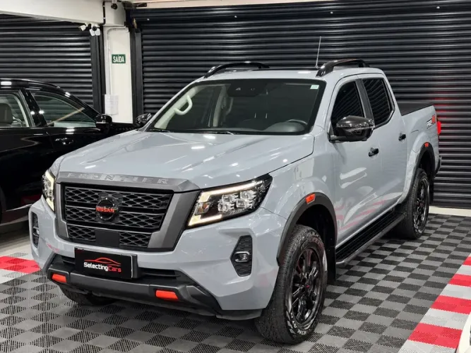 Nissan Frontier Pro4x CD 4X4 2.3 Bi-TB Die. AUT 2023
