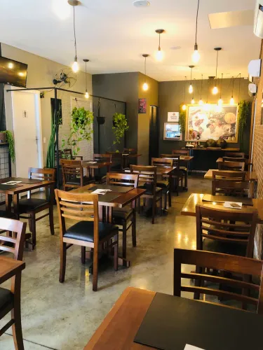 Restaurante no Campolim 