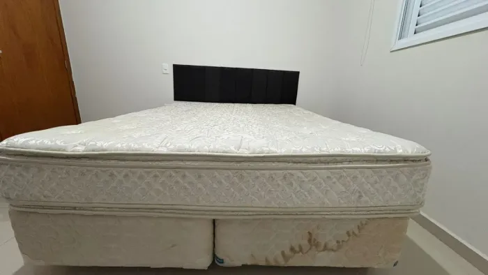 Cama box queen + cabeceira 