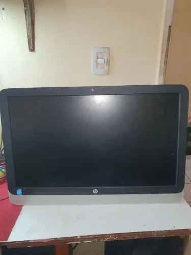 All in one HP i5 8GB TCP-P047-23 Leia anúncio