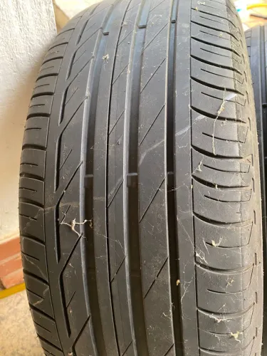 Par Pneu Run Flat Bridgestone 225/50R18