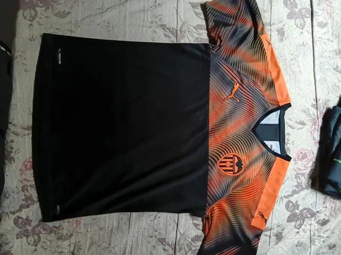 Camisa do valência ds Espanha tamanho p top de mais