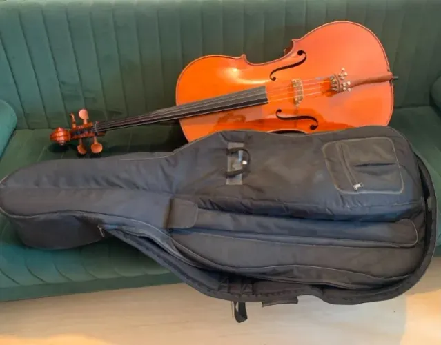 Violoncelo Impecável