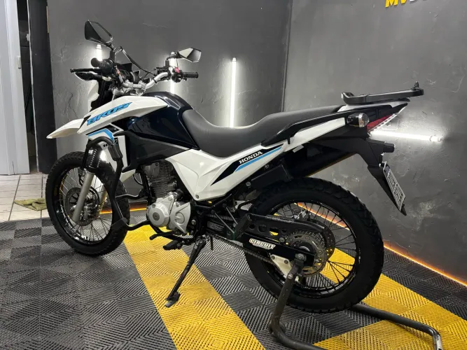 Bros 160 2023 - único dono 