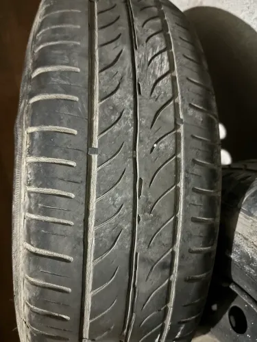 2 pneus com aro 14 350 os dois