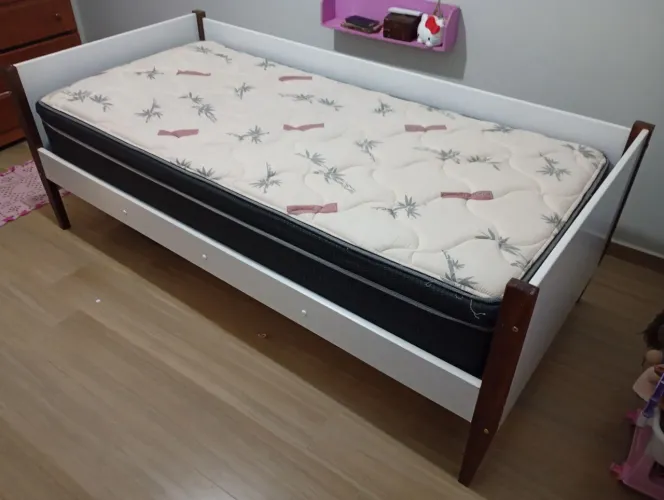 Cama de solteiro