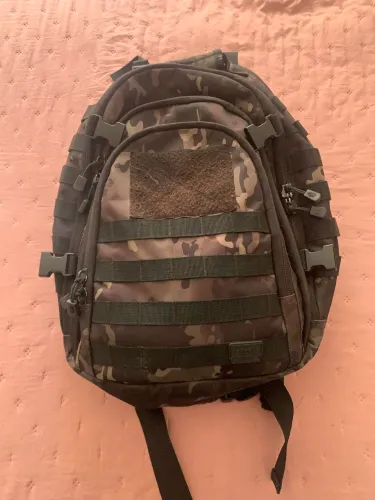 Mochila invictos 