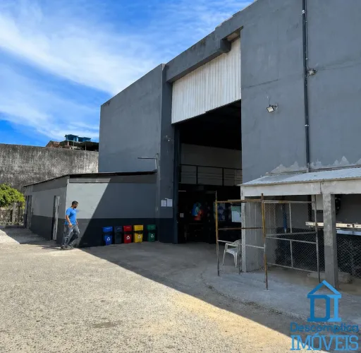 Conjunto de Galpões Comerciais | 2.200m² - Paulista