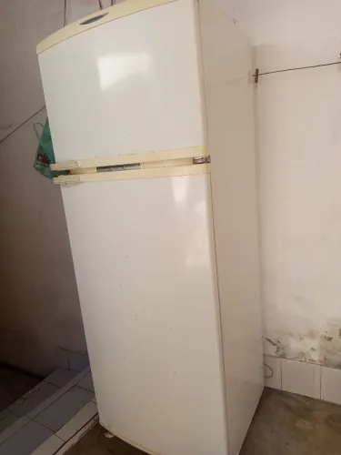 Geladeira Eletrolux 430