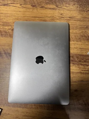 MacBook Pro 13? 2018 A1989 i7 16GB 256GB ? tela com defeito / bateria manutenção