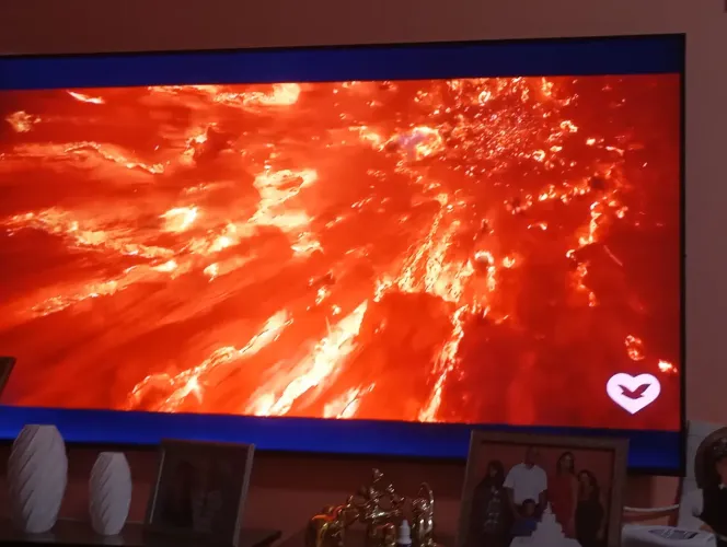 Vendo tv Samsung 65 polegadas