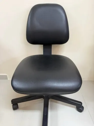 Cadeira de Escritório- Liquidando R$ 170,00