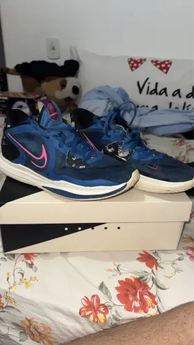 Kyrie Low 5
