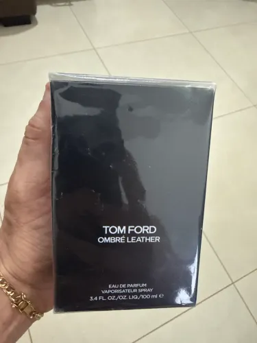 Perfume TOM FORD OMBRÉ LEATHER ( EAU DE PARFUM)
