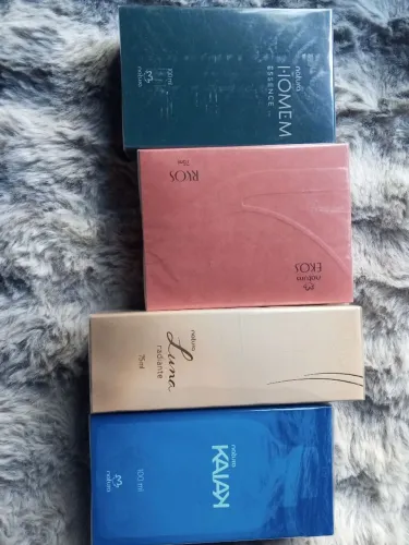 Vendo 4 perfumes por apenas 500