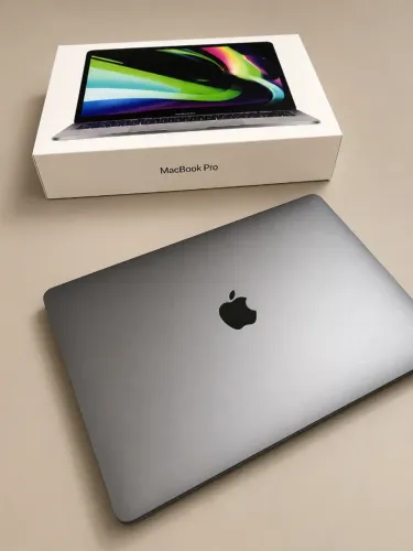 MacBook Pro M2