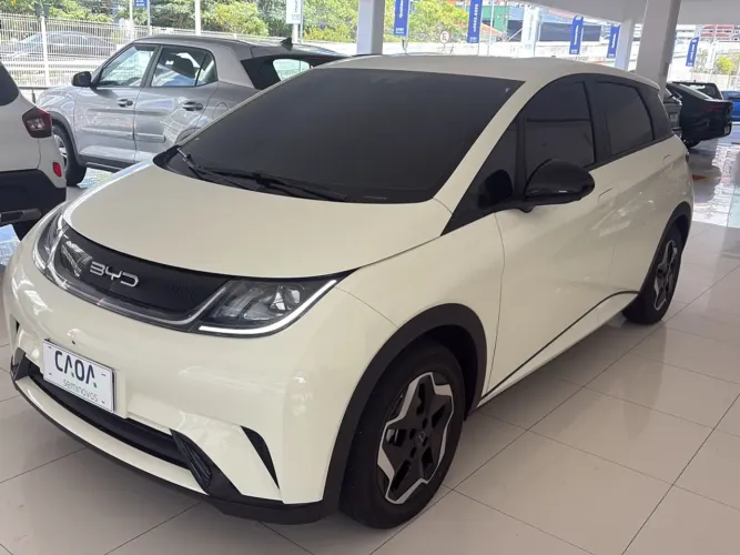 BYD Dolphin EV (Elétrico) 2024
