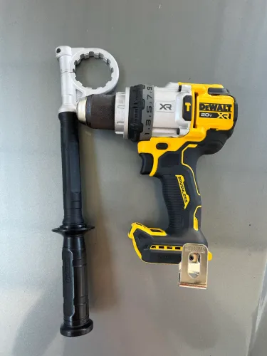 DeWalt DCD1007 XR 20V Brushless Seminova