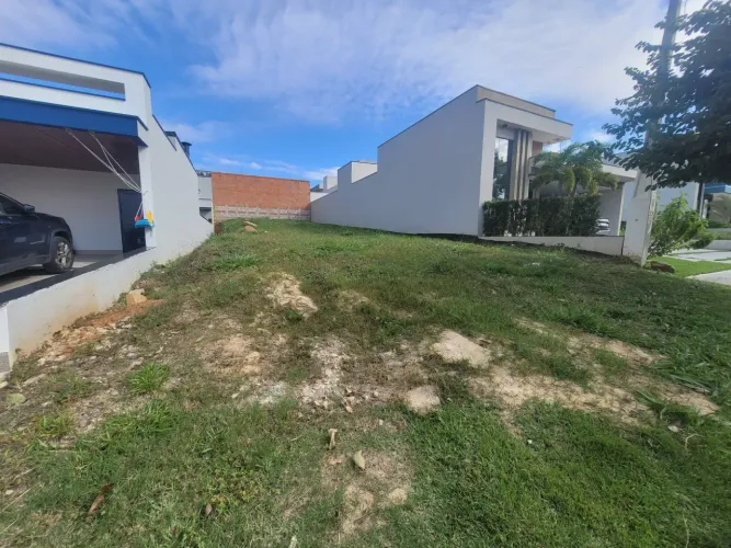Lote / Terreno com 306m² no condomínio Jardim Piemonte - Indaiatuba/SP