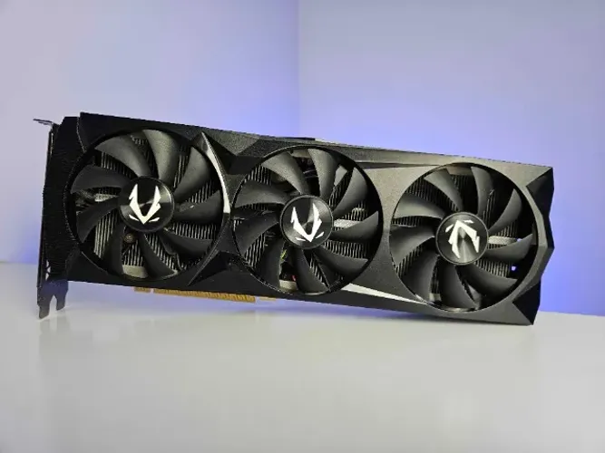 RTX 2080 Super 8GB Zotac Gaming - Apenas DisplayPort