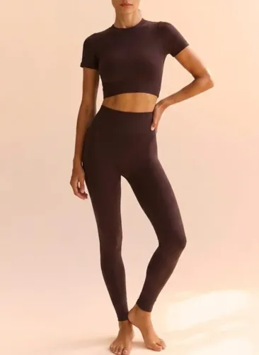 Conjunto Fitness Premium Vinho-Marrom Legging+ Top de manga curta