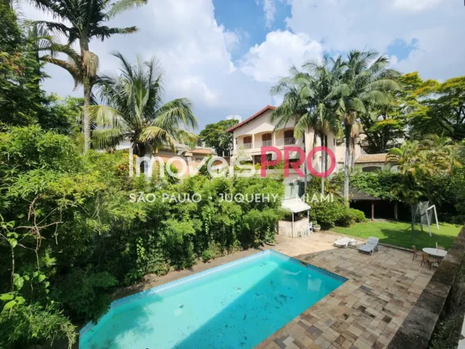 Casa a venda ou locacao ao lado do Hospital Einstein Morumbi,950m2, piscina, quadra,4 dorm